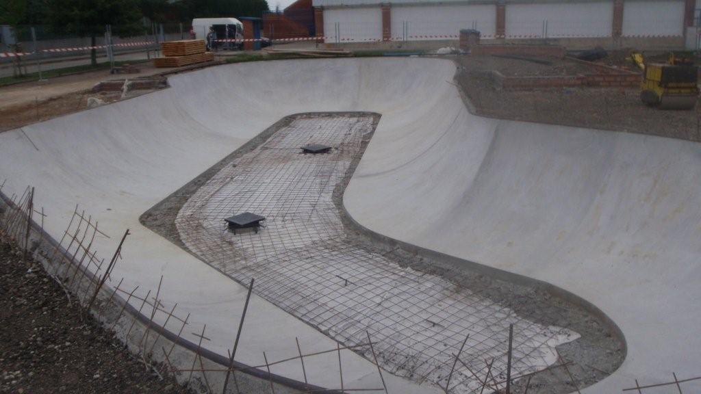 Bowl Bezana